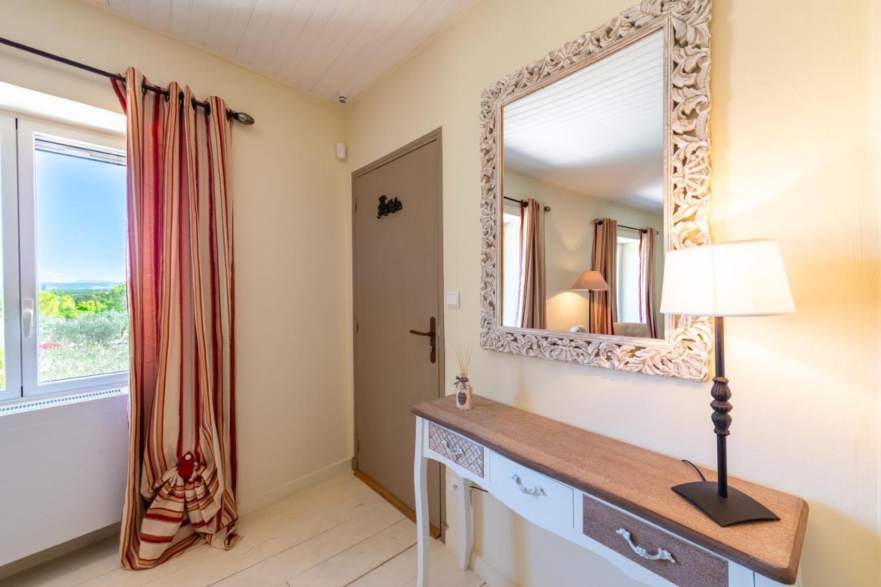 Maison D'Hotes Les Caroubiers Montsegur-sur-Lauzon Ngoại thất bức ảnh