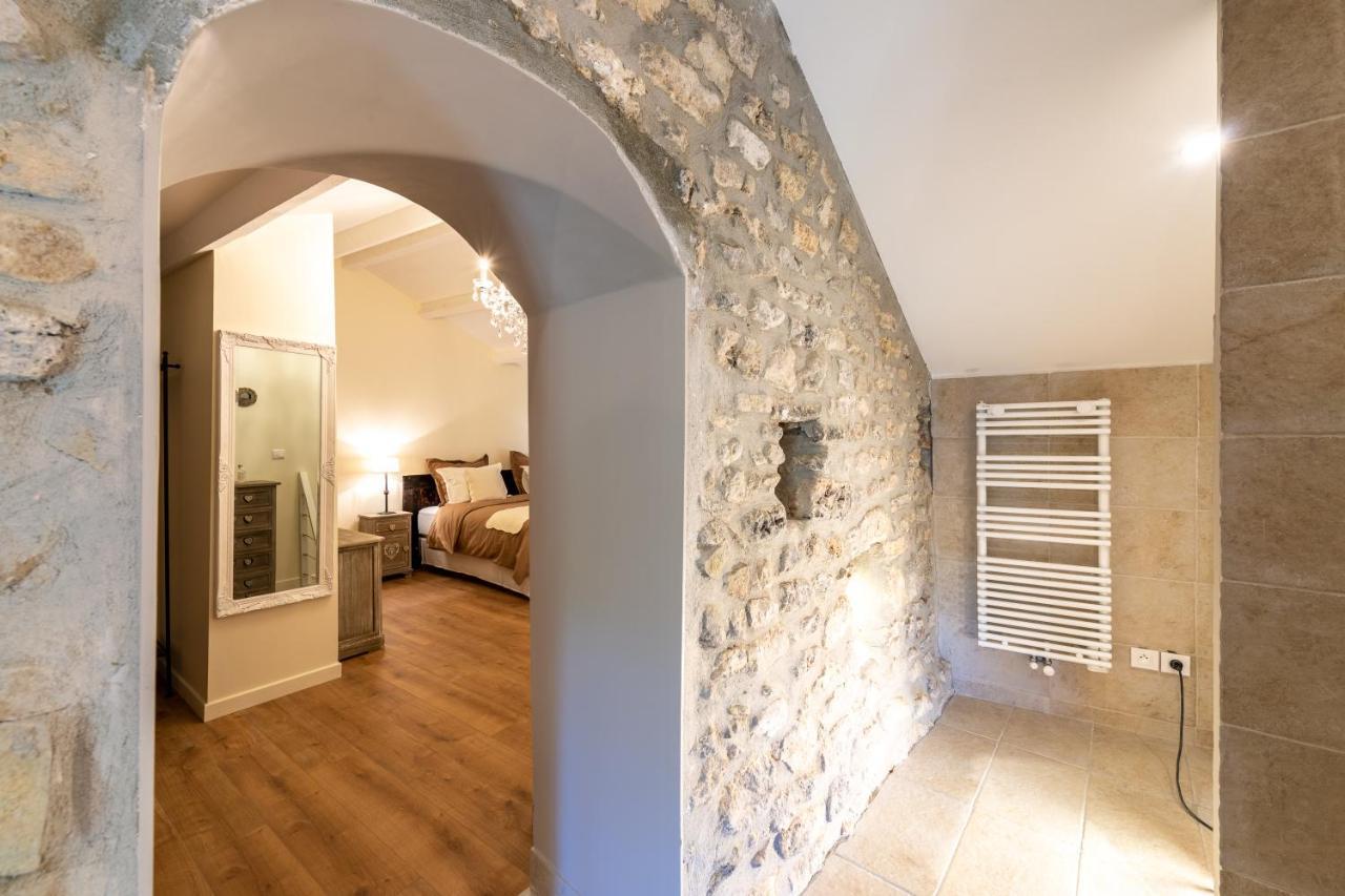 Maison D'Hotes Les Caroubiers Montsegur-sur-Lauzon Ngoại thất bức ảnh