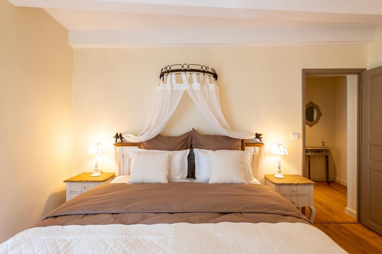 Maison D'Hotes Les Caroubiers Montsegur-sur-Lauzon Ngoại thất bức ảnh