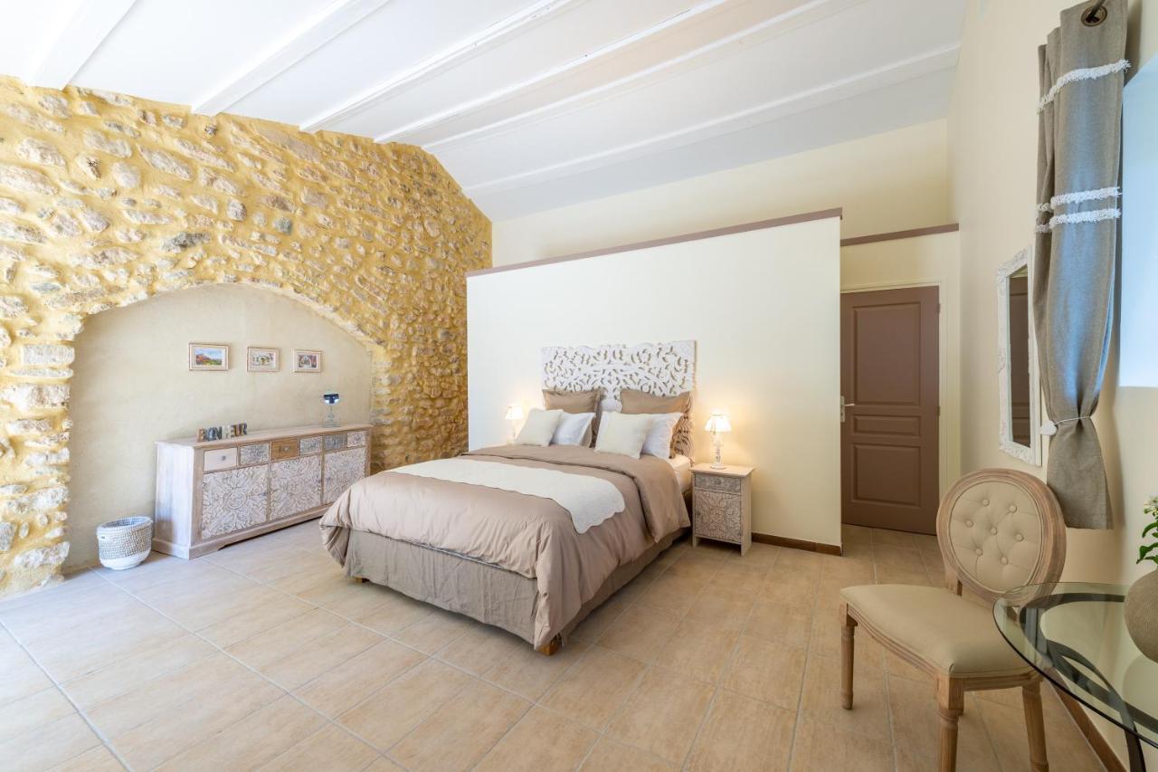 Maison D'Hotes Les Caroubiers Montsegur-sur-Lauzon Ngoại thất bức ảnh