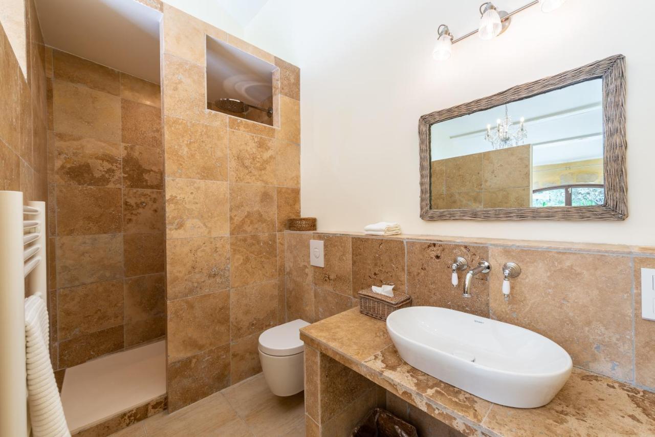 Maison D'Hotes Les Caroubiers Montsegur-sur-Lauzon Ngoại thất bức ảnh